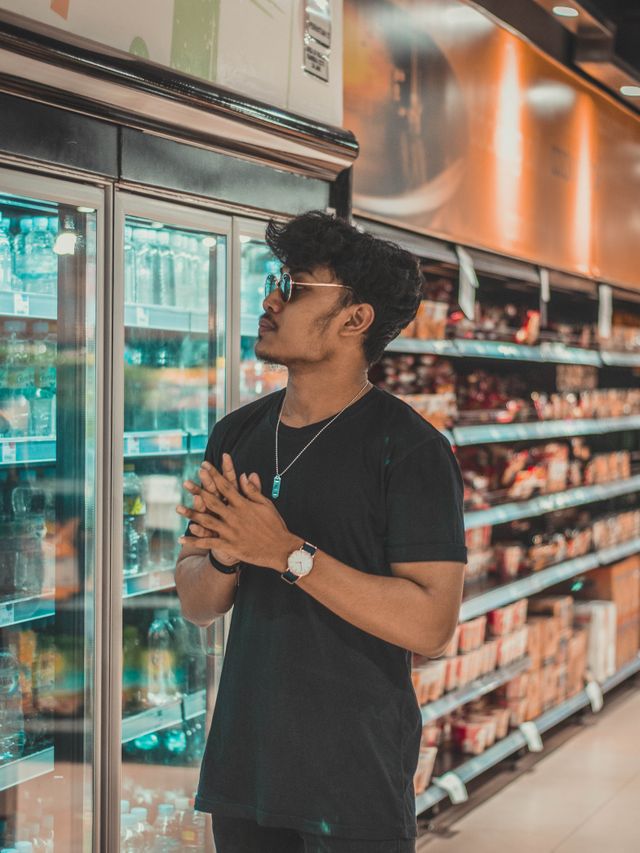 smart fridge supermarket